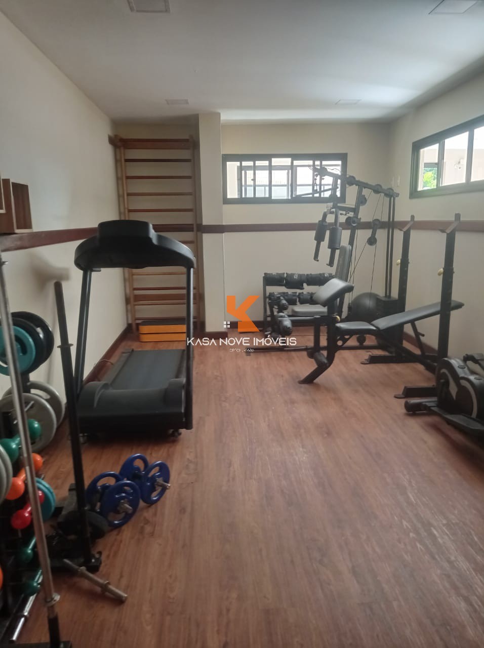 Apartamento à venda com 2 quartos, 70m² - Foto 8