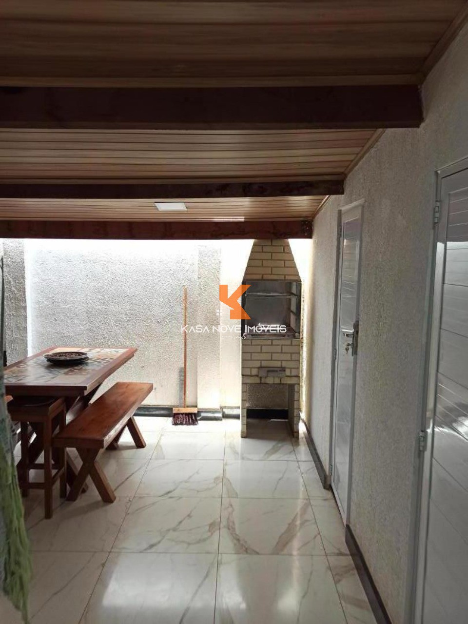 Apartamento à venda com 2 quartos, 75m² - Foto 10