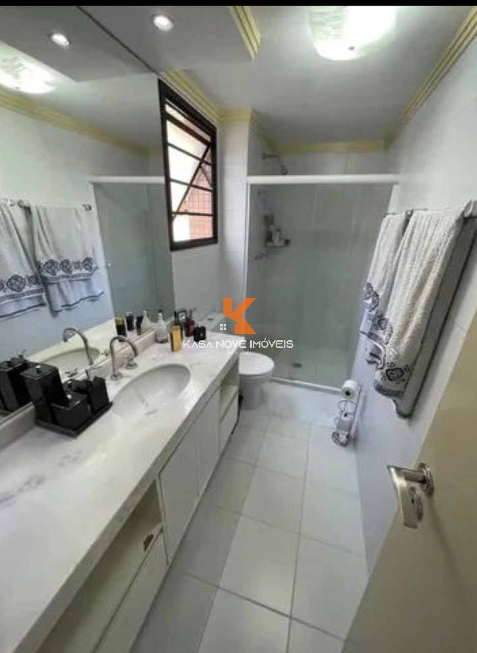 Apartamento para alugar com 3 quartos, 113m² - Foto 8