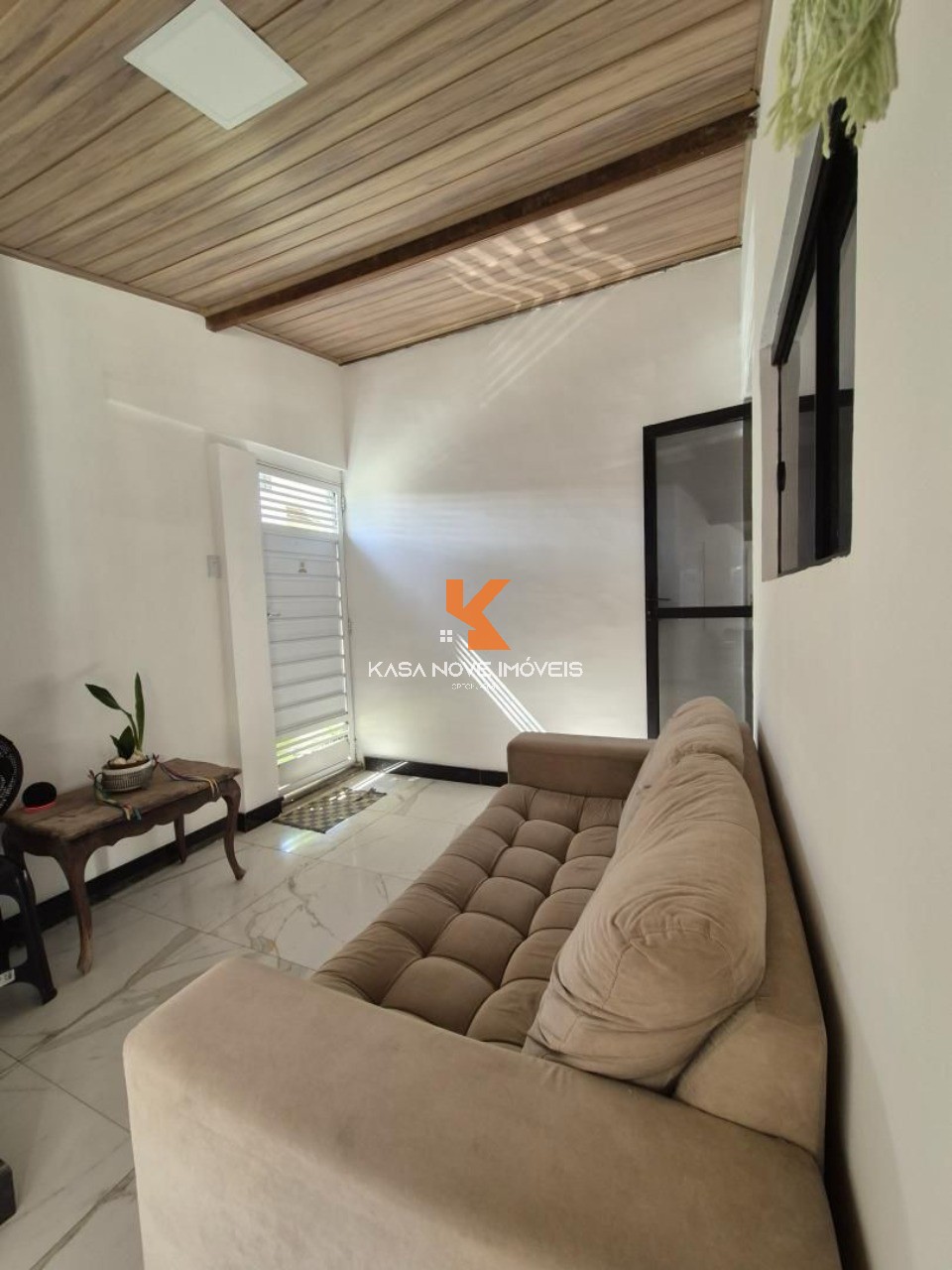 Apartamento à venda com 2 quartos, 75m² - Foto 3