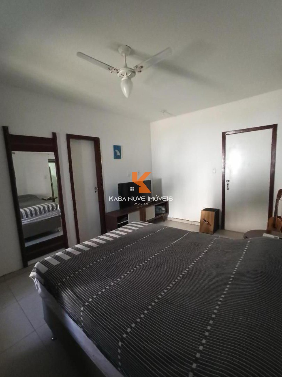 Apartamento à venda com 2 quartos, 75m² - Foto 11