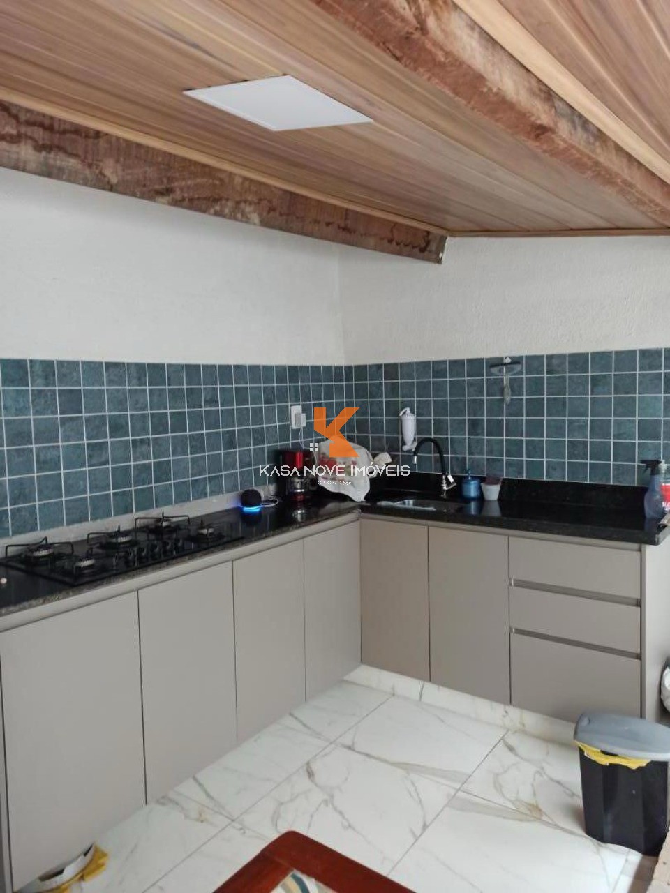 Apartamento à venda com 2 quartos, 75m² - Foto 9