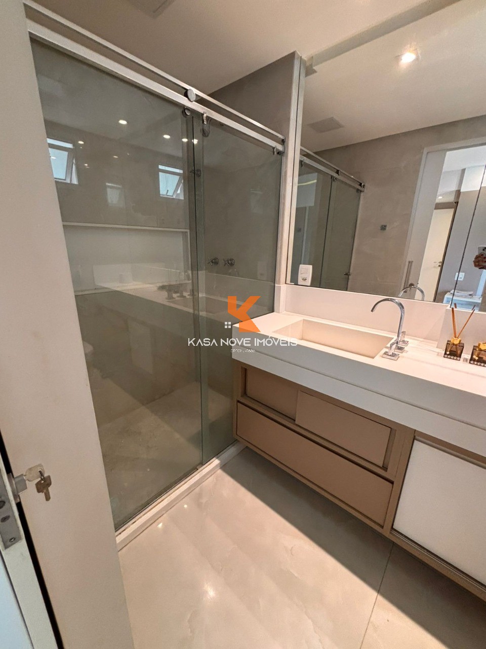 Apartamento, 3 quartos, 187 m² - Foto 14