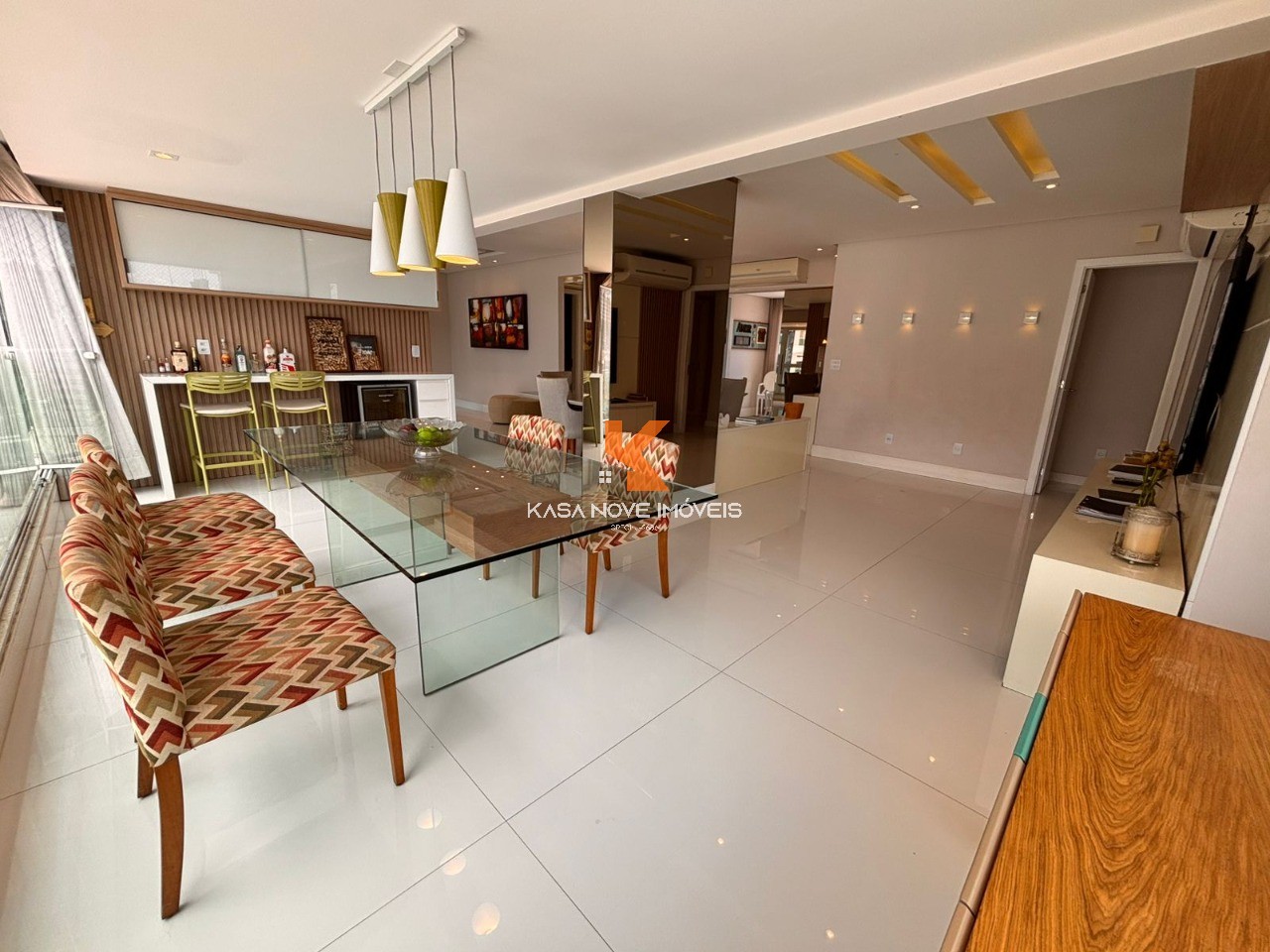 Apartamento, 3 quartos, 187 m² - Foto 1