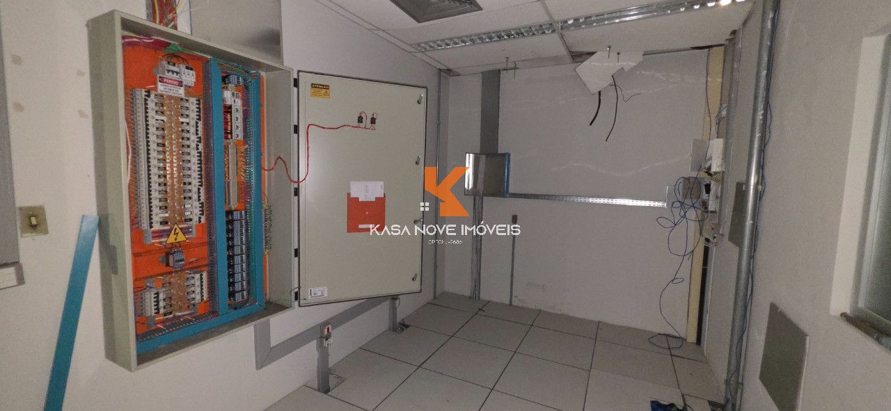 Loja-Salão, 1216 m² - Foto 17