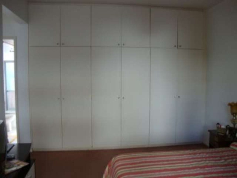 Apartamento à venda com 3 quartos, 230m² - Foto 10