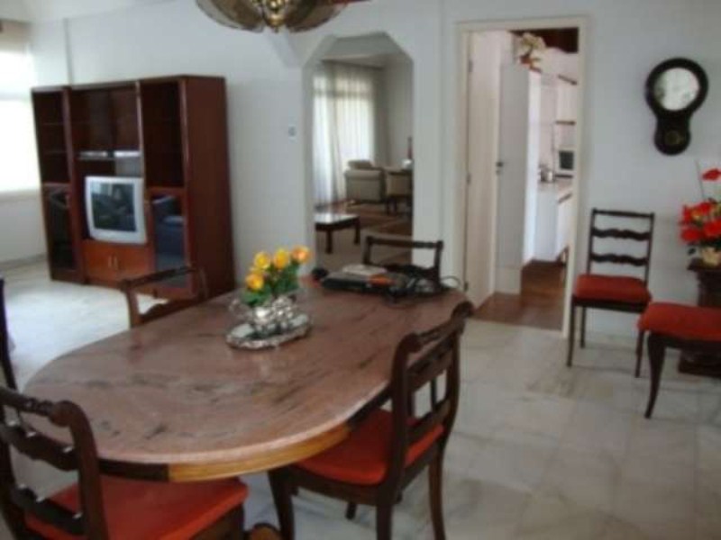 Apartamento, 3 quartos, 230 m² - Foto 1