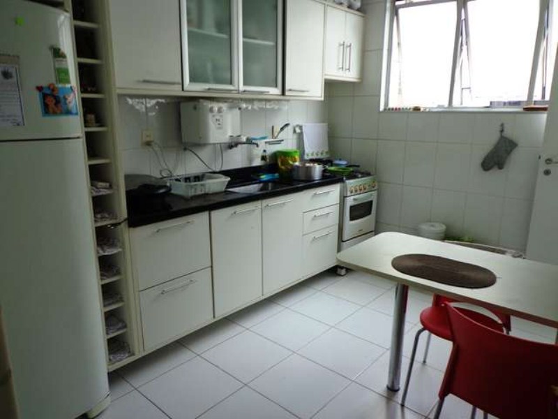 Apartamento à venda com 3 quartos, 120m² - Foto 18