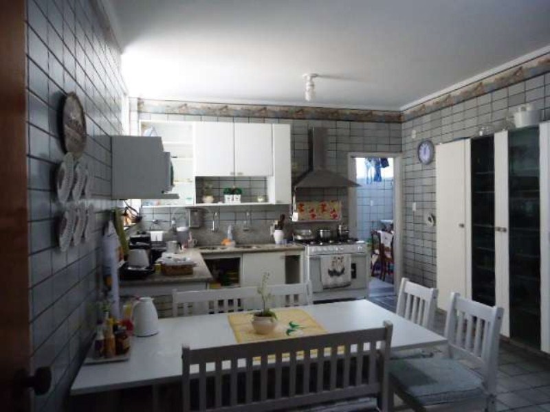 Apartamento à venda com 4 quartos, 200m² - Foto 21