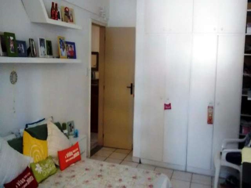 Apartamento à venda com 4 quartos, 240m² - Foto 13