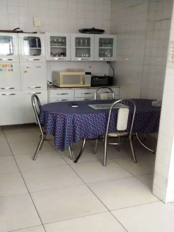 Apartamento à venda com 4 quartos, 240m² - Foto 17