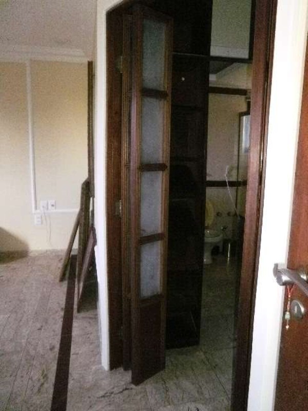 Apartamento à venda com 3 quartos, 150m² - Foto 11