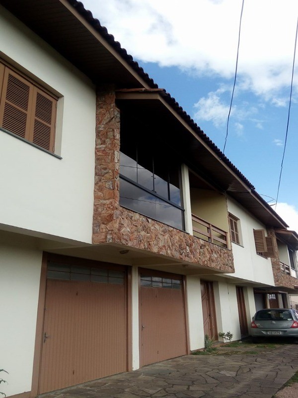 Sobrado à venda com 3 quartos, 100m² - Foto 1