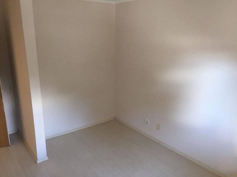 Apartamento à venda com 2 quartos, 90m² - Foto 2