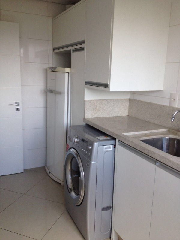 Apartamento à venda com 3 quartos, 205m² - Foto 15