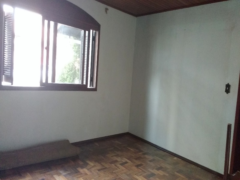 Casa à venda com 3 quartos, 254m² - Foto 3