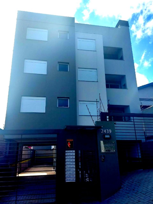 Apartamento à venda com 2 quartos, 66m² - Foto 1