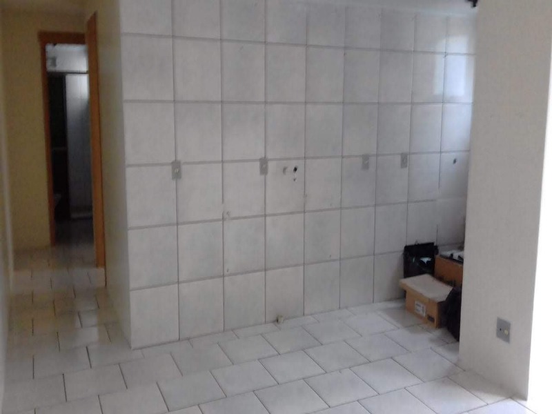 Apartamento à venda com 2 quartos, 42m² - Foto 3