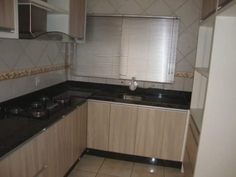 Apartamento à venda com 3 quartos, 100m² - Foto 3