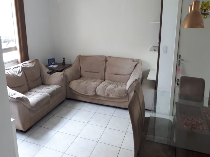 Apartamento à venda com 2 quartos, 63m² - Foto 4