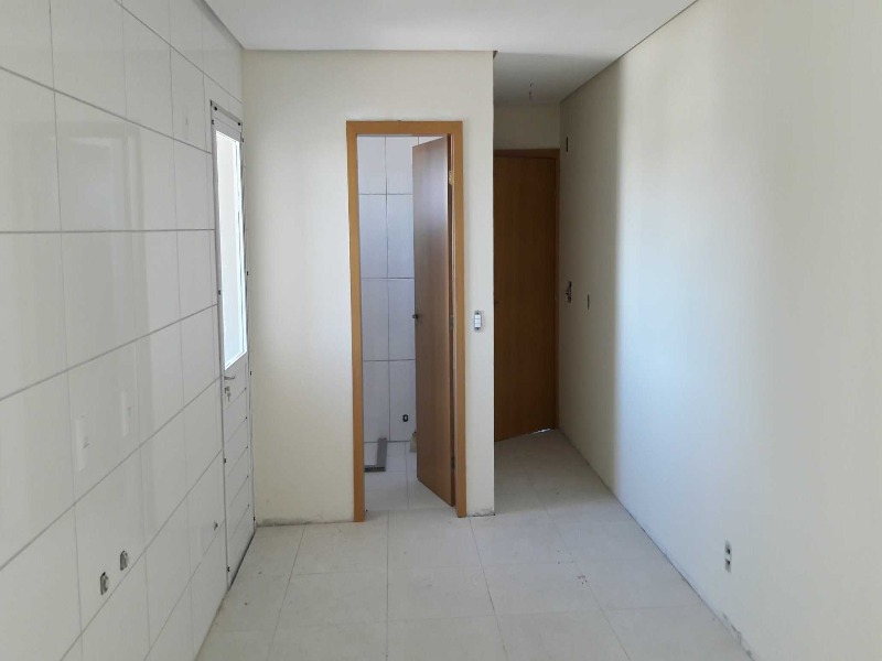 Apartamento à venda com 2 quartos, 55m² - Foto 17