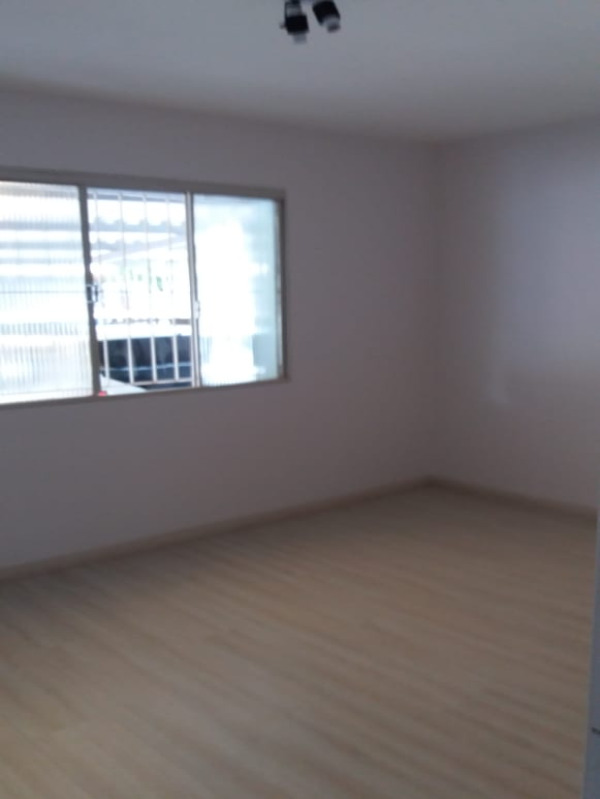 Apartamento à venda com 3 quartos, 77m² - Foto 4