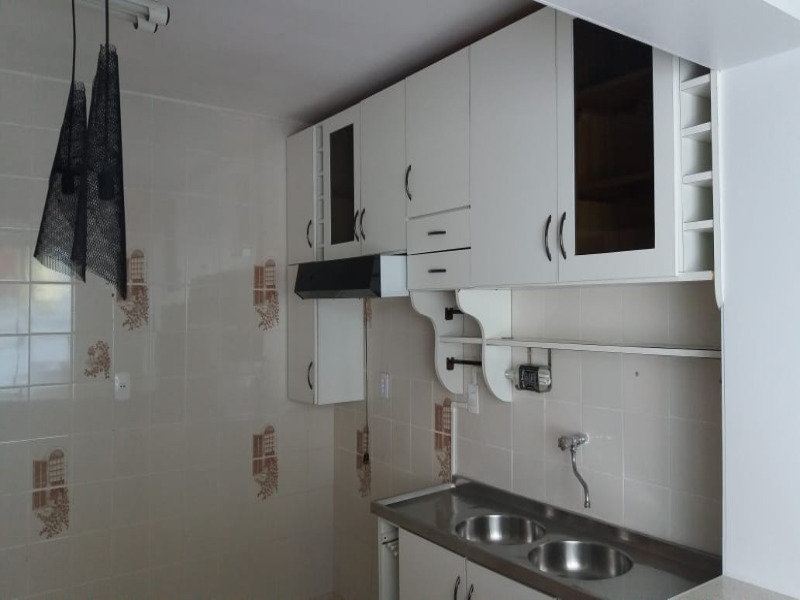 Apartamento à venda com 3 quartos, 77m² - Foto 8