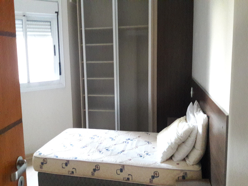 Apartamento à venda com 3 quartos, 98m² - Foto 11