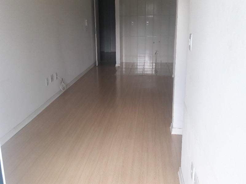 Apartamento à venda com 2 quartos, 67m² - Foto 11