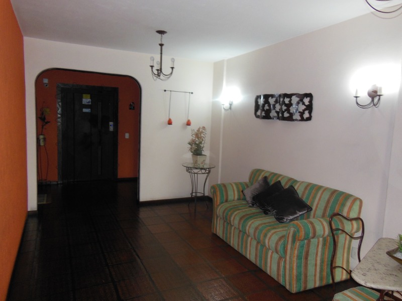 Apartamento à venda com 3 quartos, 138m² - Foto 4