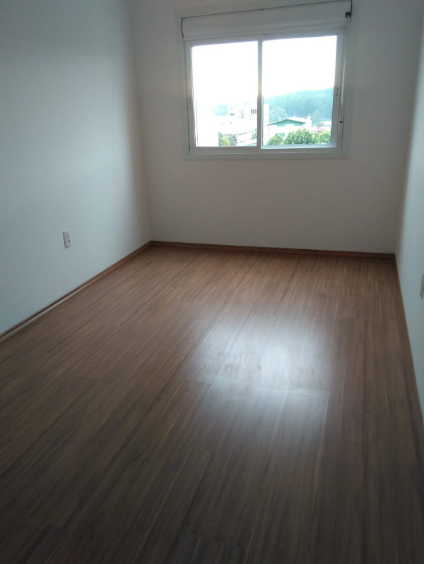 Apartamento à venda com 2 quartos, 65m² - Foto 11