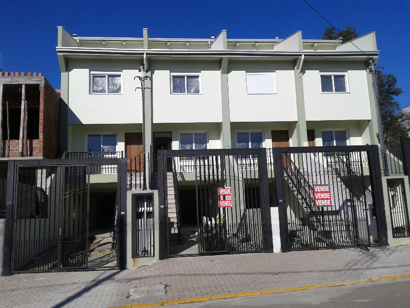 Sobrado à venda com 2 quartos, 125m² - Foto 1