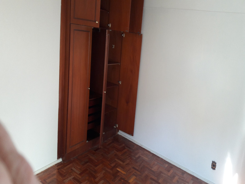 Apartamento à venda com 3 quartos, 85m² - Foto 10