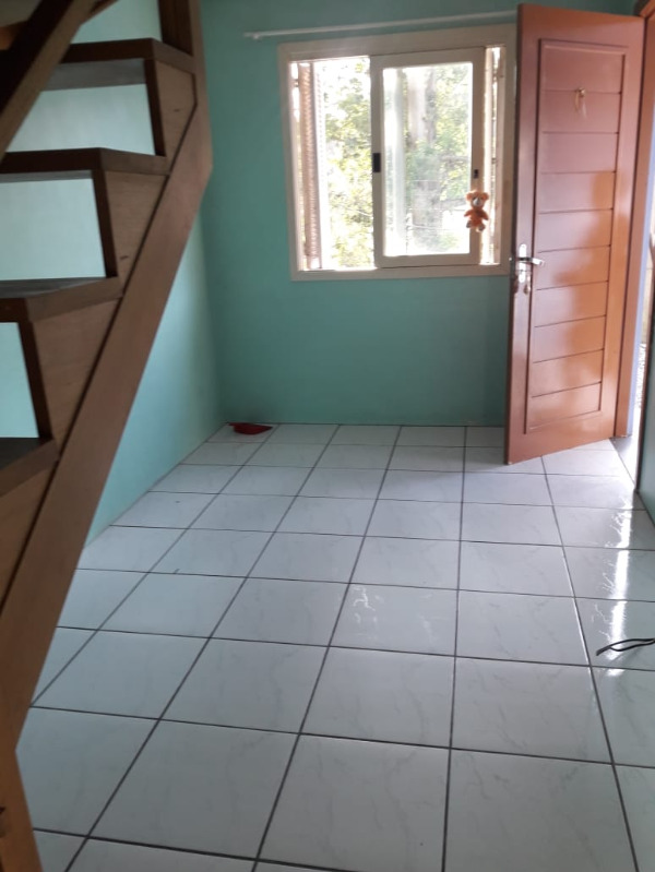 Casa à venda com 3 quartos, 89m² - Foto 5