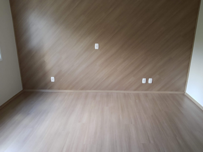 Apartamento à venda com 2 quartos, 63m² - Foto 3