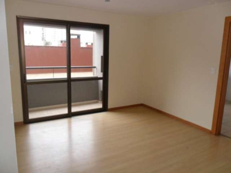 Apartamento à venda com 2 quartos, 92m² - Foto 1