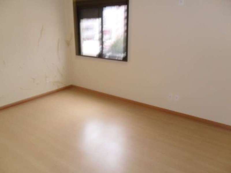 Apartamento à venda com 2 quartos, 92m² - Foto 4