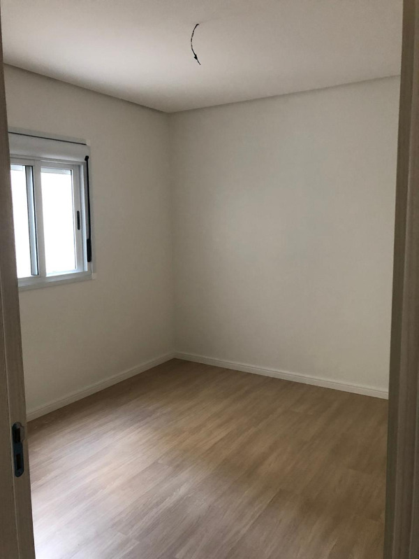 Apartamento à venda com 3 quartos, 115m² - Foto 4