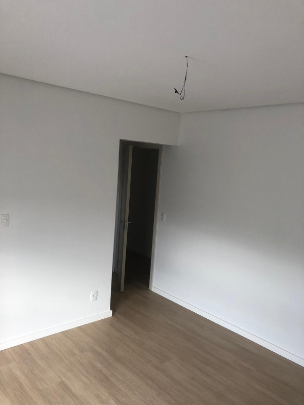 Apartamento à venda com 3 quartos, 115m² - Foto 9