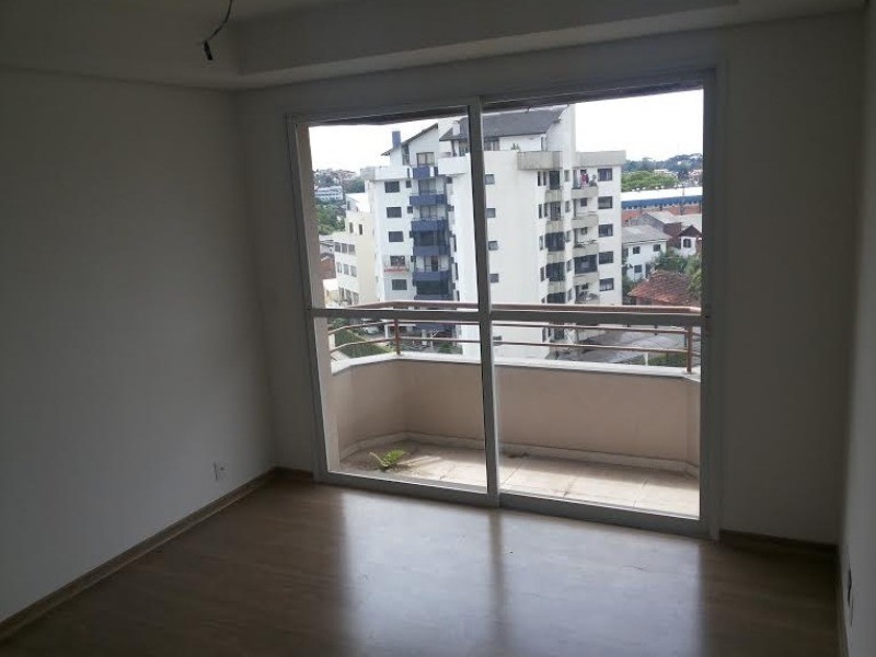 Apartamento à venda com 2 quartos, 83m² - Foto 3