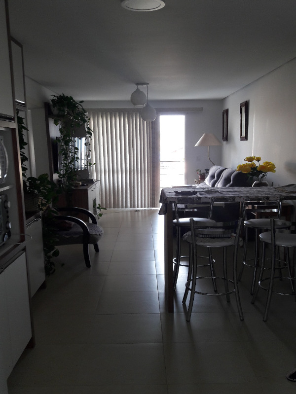 Apartamento à venda com 2 quartos, 55m² - Foto 11