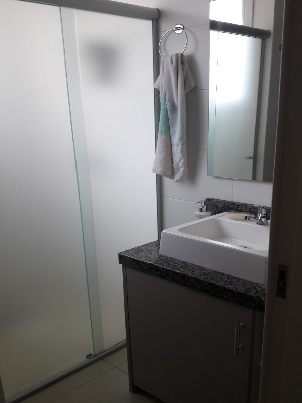 Apartamento à venda com 2 quartos, 55m² - Foto 18