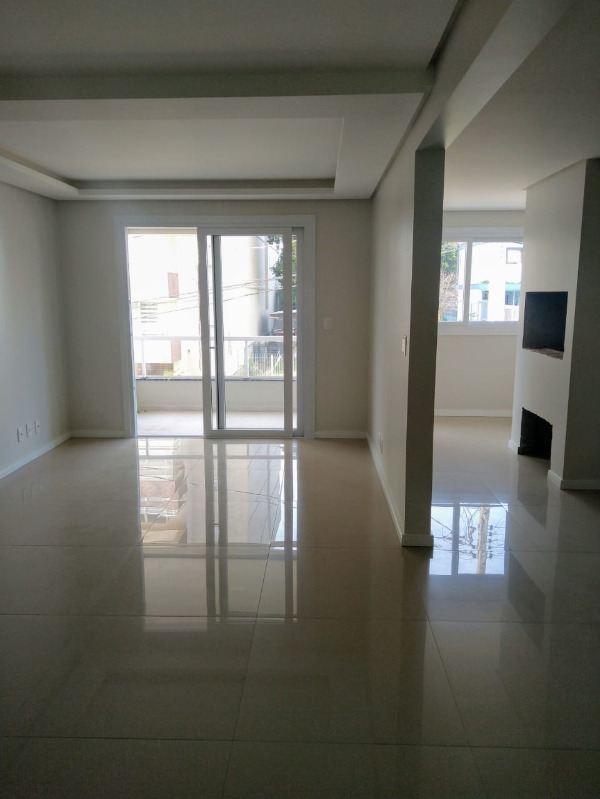 Apartamento à venda com 3 quartos, 100m² - Foto 2