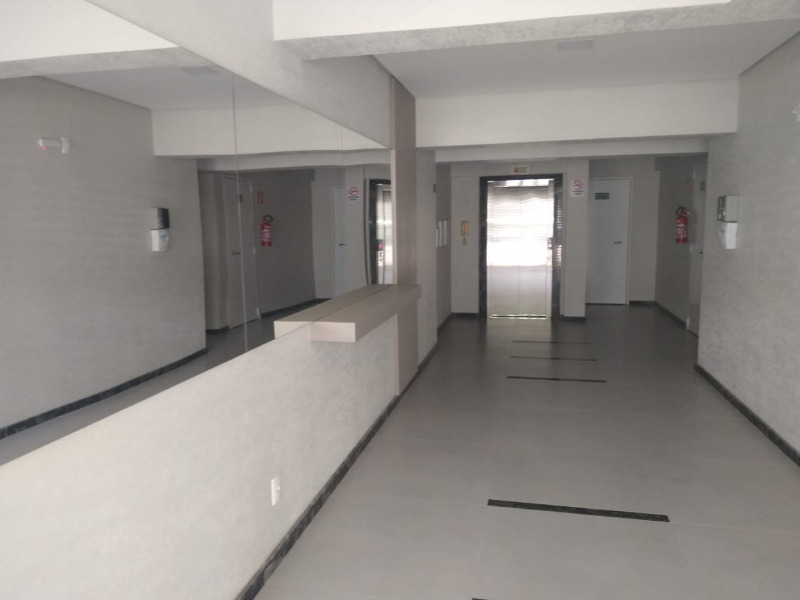 Apartamento à venda com 3 quartos, 100m² - Foto 8