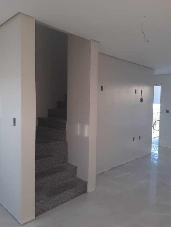 Casa à venda com 2 quartos, 65m² - Foto 18