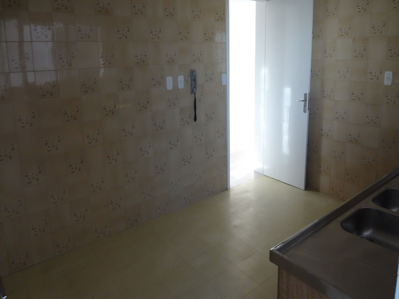 Apartamento à venda com 4 quartos, 148m² - Foto 6