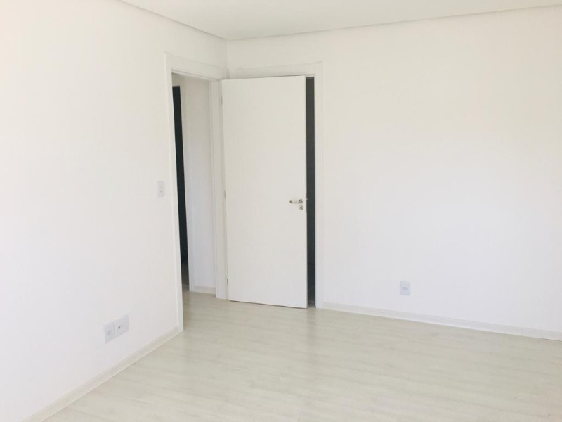 Apartamento à venda com 2 quartos, 85m² - Foto 6