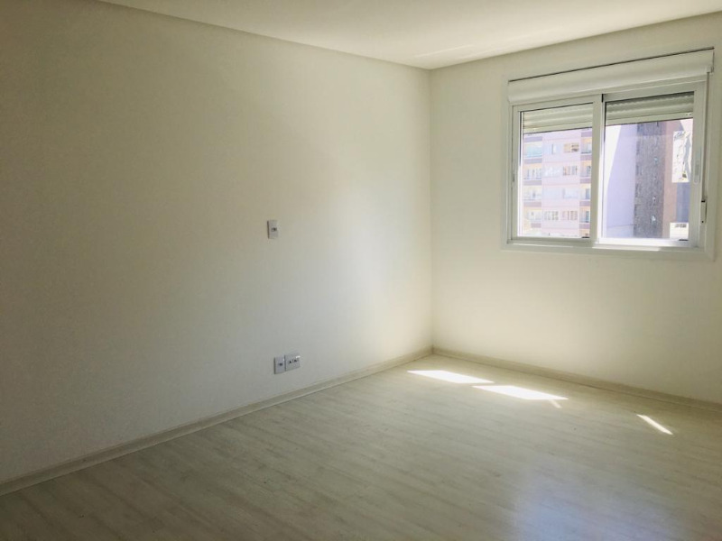 Apartamento à venda com 2 quartos, 85m² - Foto 7