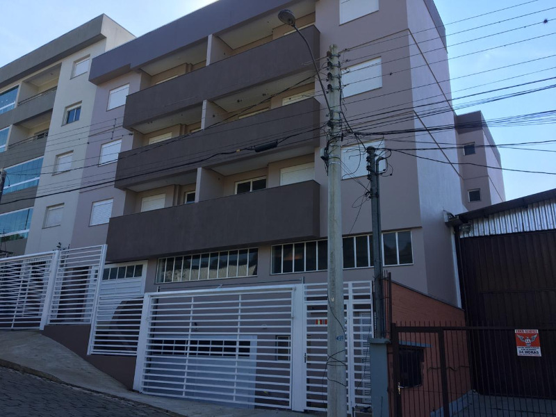 Apartamento à venda com 2 quartos, 66m² - Foto 1