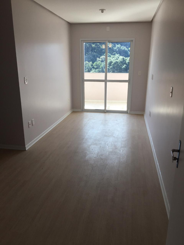 Apartamento à venda com 2 quartos, 66m² - Foto 5